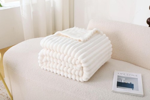Large ribbed faux - large,